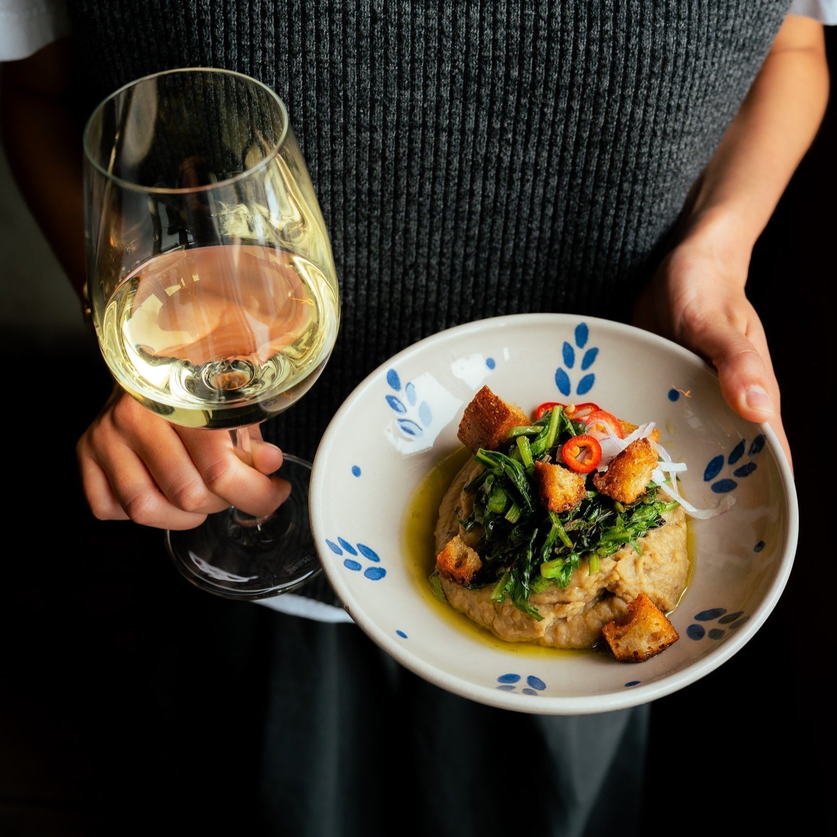 A perfect pairing for Carvinea's Lucerna Fiano IGT Salento Biano, featured in the six-bottle mixed and four-bottle white wine club case for June 2025.