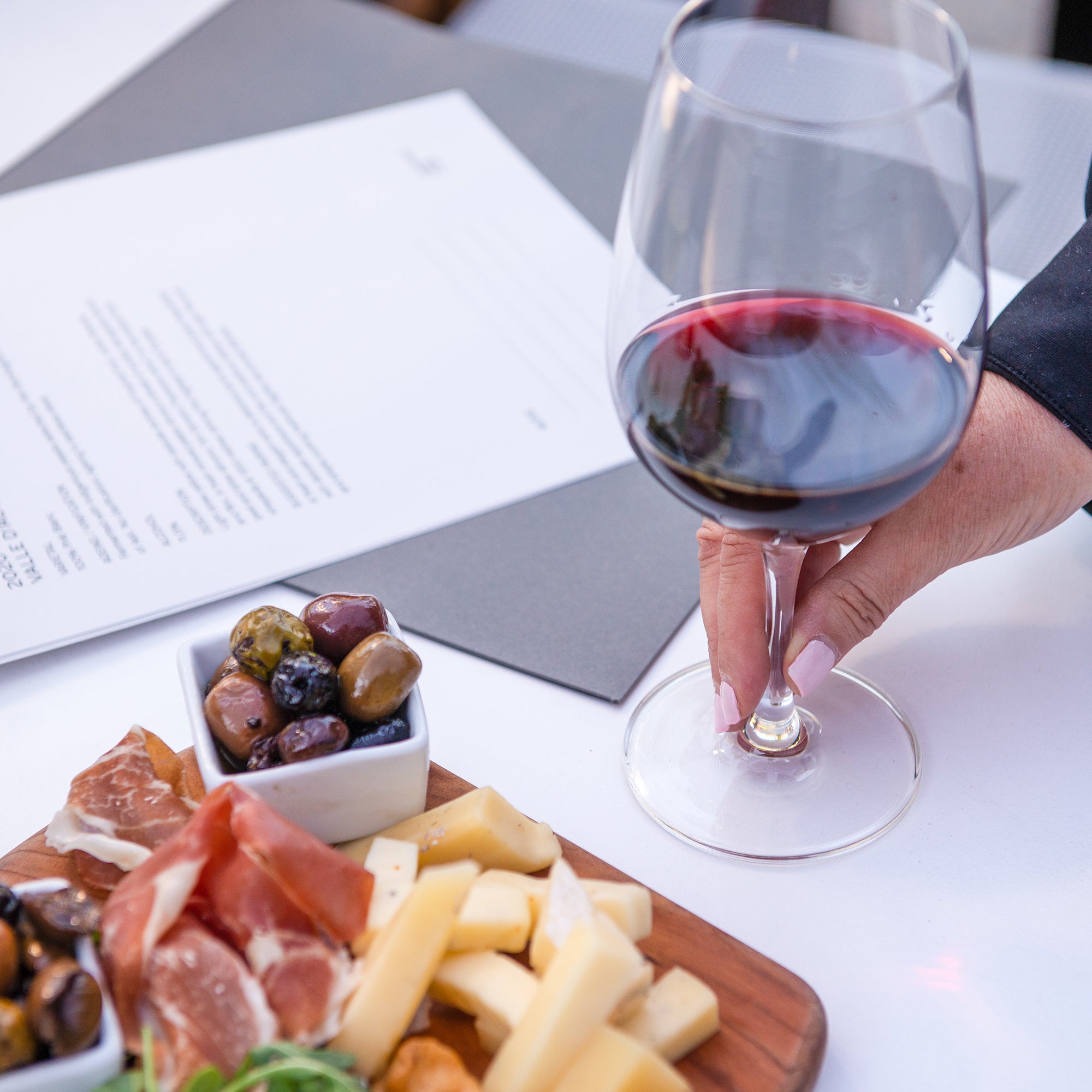 Cavinona Wine Club: 3-Month Gift Subscription